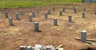 Фундамент на забивных жб сваях под ключ в Можге - фундамент из забивных железобетонных свай цена от 3204 руб/м2